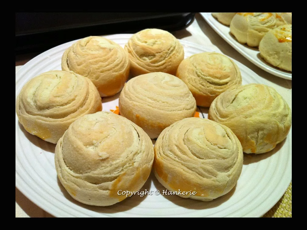 Teochew Spiral Mooncake (Natural Pandan flavour)