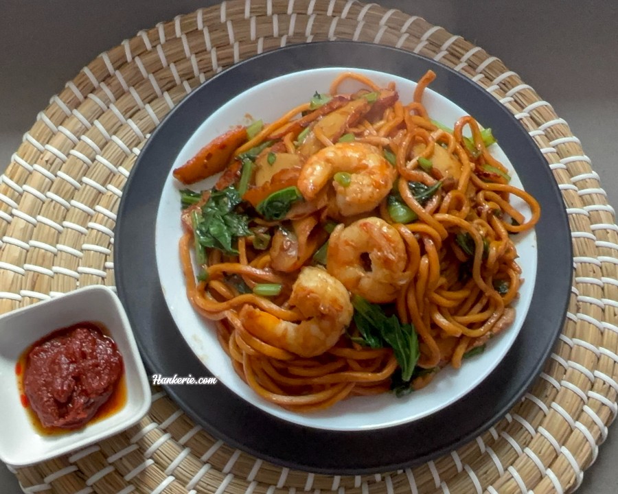EASY Malaysian-Style Fried Noodles at Home | Weeknight Dinner Recipe 7 Fried Hokkien Noodles