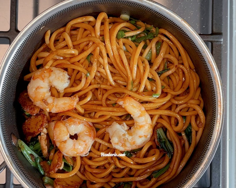 EASY Malaysian-Style Fried Noodles at Home | Weeknight Dinner Recipe 10 Fried Hokkien Noodles