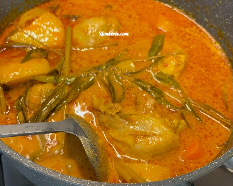 How to Cook Malaysian Chicken Curry (Kari Ayam) from Scratch 16 Malaysian Curry Chicken from scratch