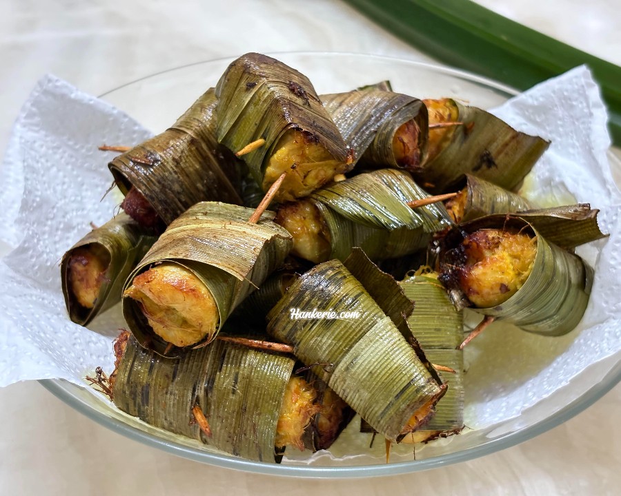 How to Make Malaysian-Style Pandan Chicken