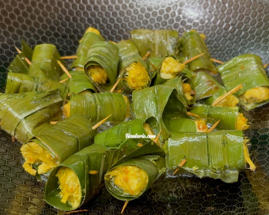 How to Make Malaysian-Style Pandan Chicken 16 Crispy Malaysian Styled Pandan Chicken